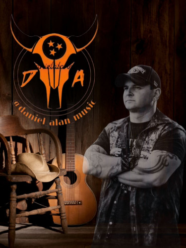 LIVE MUSIC with DANIEL ALAN