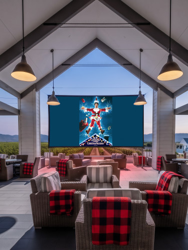 Holiday Movie Night:National Lampoon’s Christmas Vacation At BOTTAIA Winery