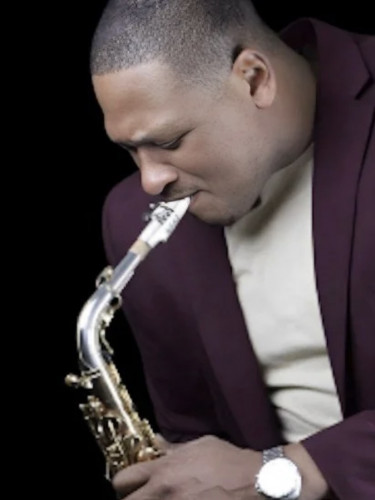 Live Music with WIllie "Fly" Johnson