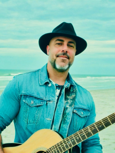 Masia de la Vinya Winery - Live Music on the Patio feat. Jaxx Sessions