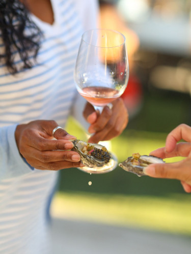 Bubbles & Bivalves - Sparkling Wine Release Party @Akash