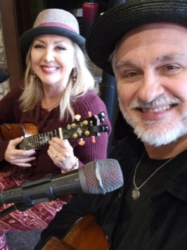 Somerset Vineyard & Winery - George & Grace - Live Music