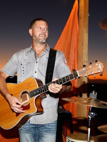Somerset Vineyard & Winery - Scotty T's Open Mic Show