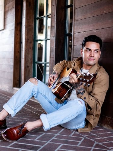 Live Music on the Lawn | Nate Penland