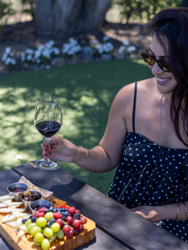Falkner Winery - Pinnacle Peaks Live Music 